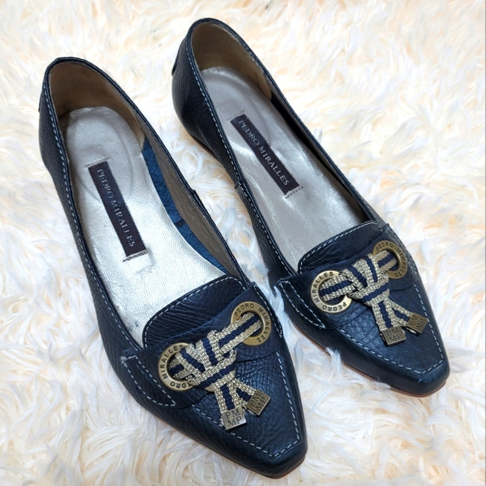 Pedro Miralles Pointed Pump